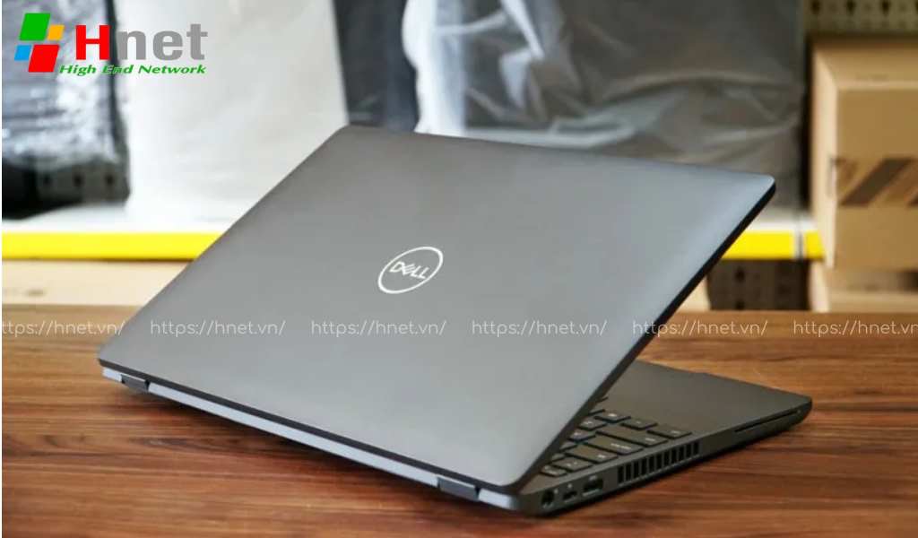Thiết kế của Laptop Dell Latitude 5500 I7